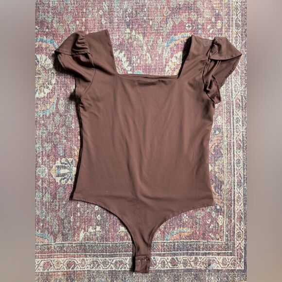 PinkmStyle Tops - Large PinkmStyle Women’s Brown double lined Tulip sleeve square neck bodysuit